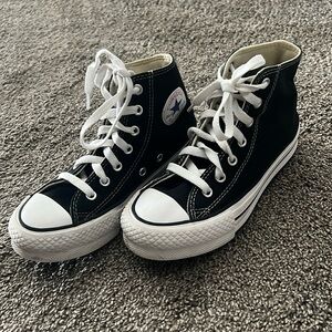 Platform Converse Girls size 2